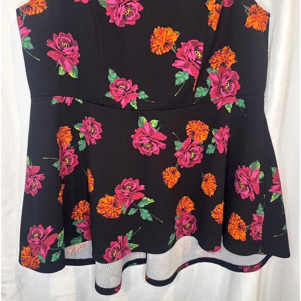 TORRID Women’s Colorful Floral High Low Zip Back Sleeveless Blouse Top Sz 2X - Picture 3 of 10